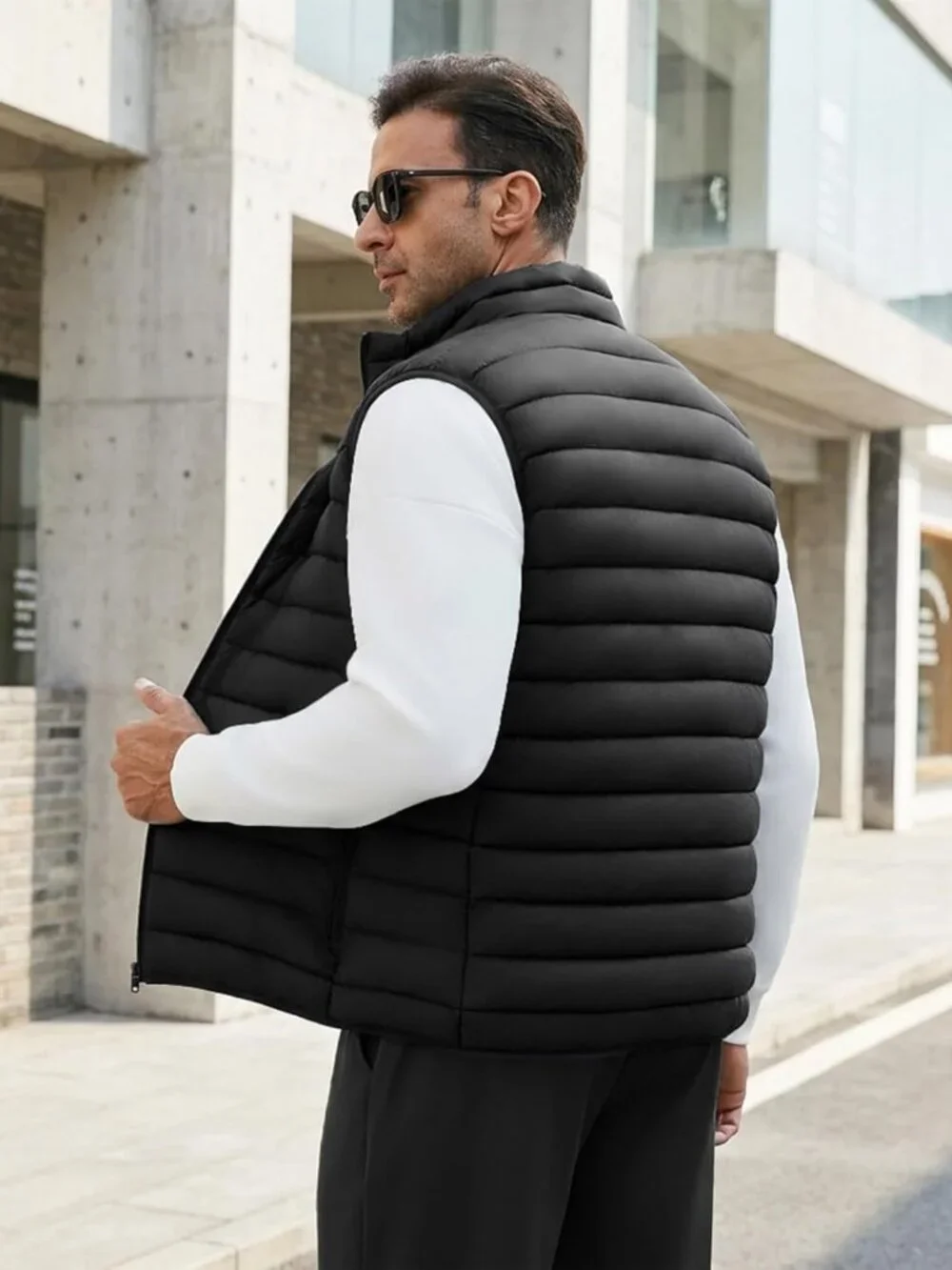 Lightweight Packable Men's Puffer Vest - Sleeveless Outdoor Jacket for All
